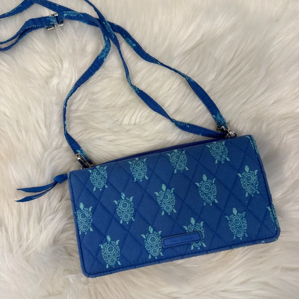 Vera Bradley - Turtle Print‎ Quilted Crossbody Wallet Purse
